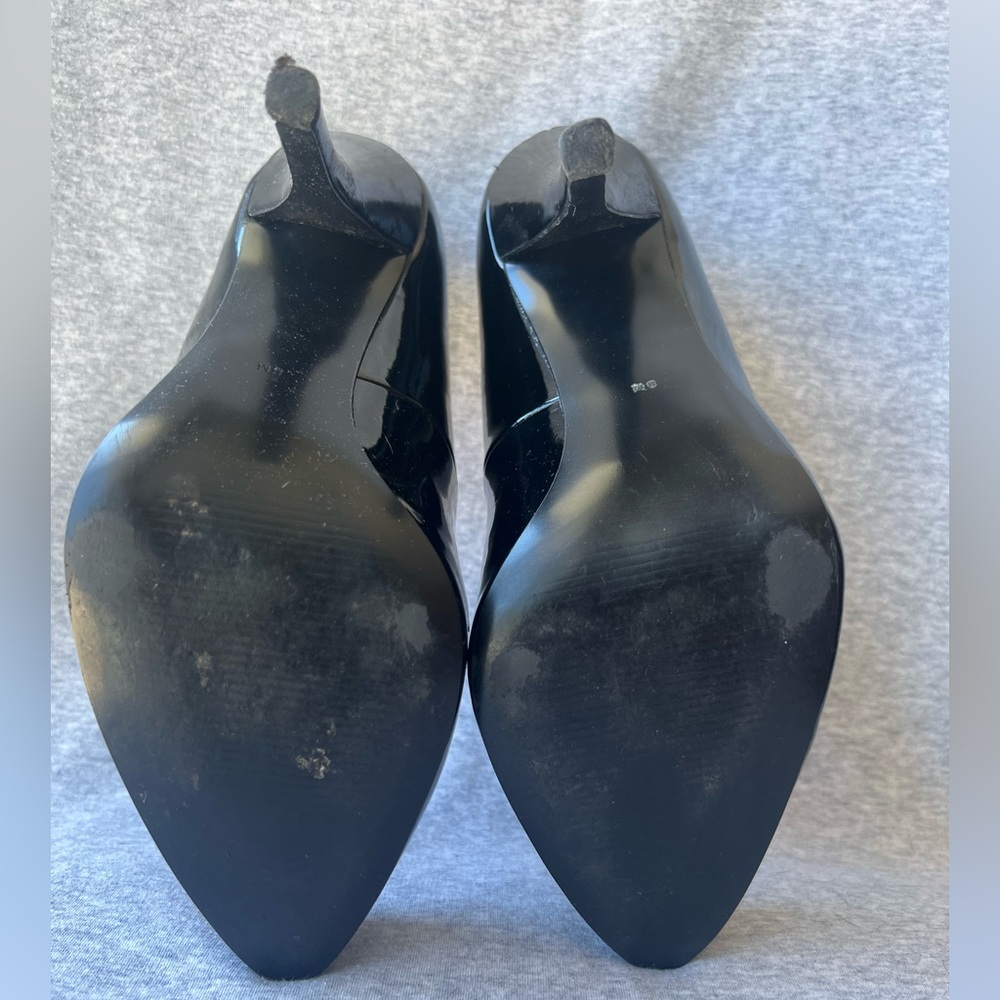 Audrey Brooke black patent leather pumps. 8m - Picture 3 of 8